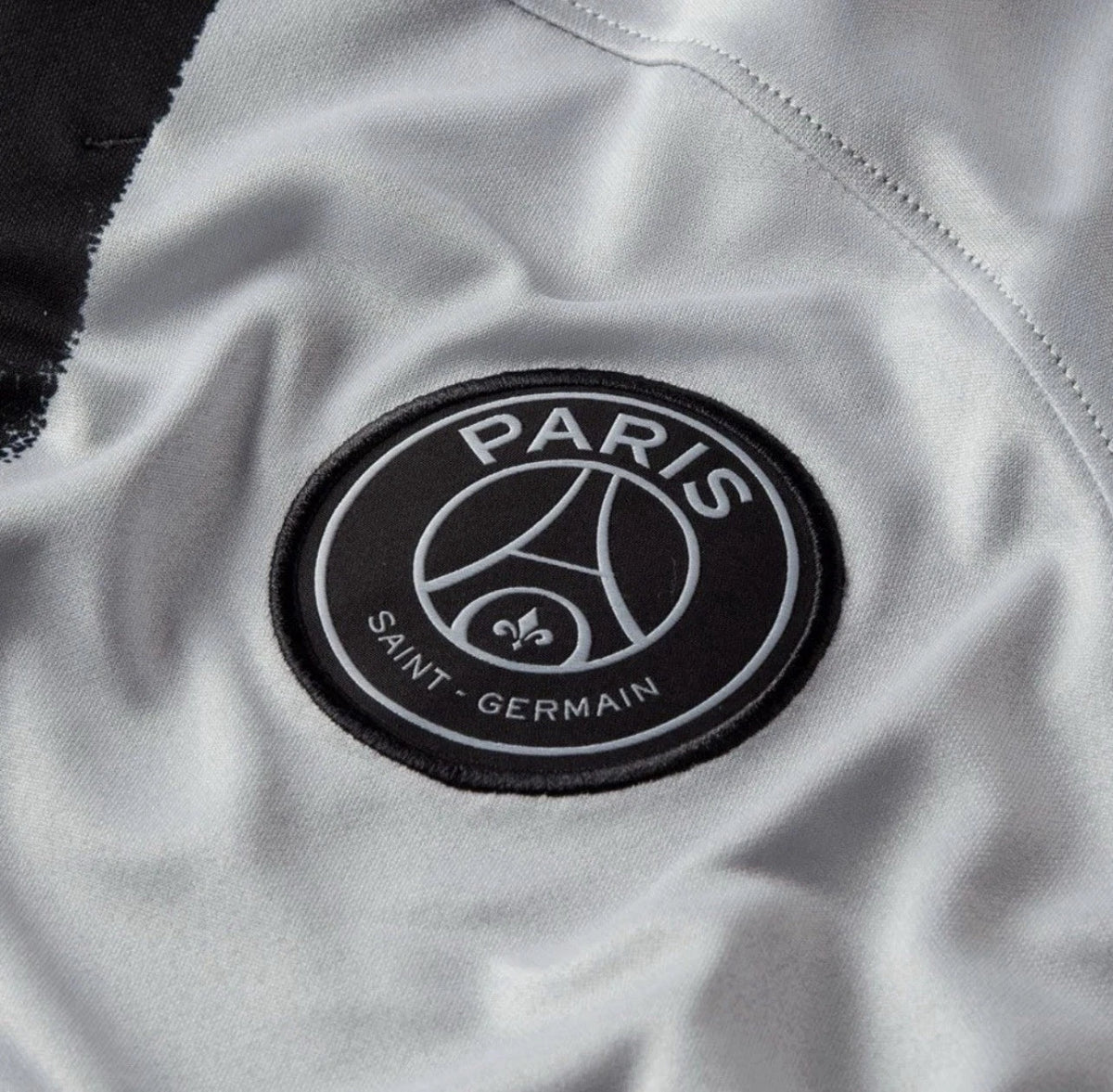 Nike Jordan PSG Qatar Airways Soccer Jersey Mens Gray L Messi DJ7682-078