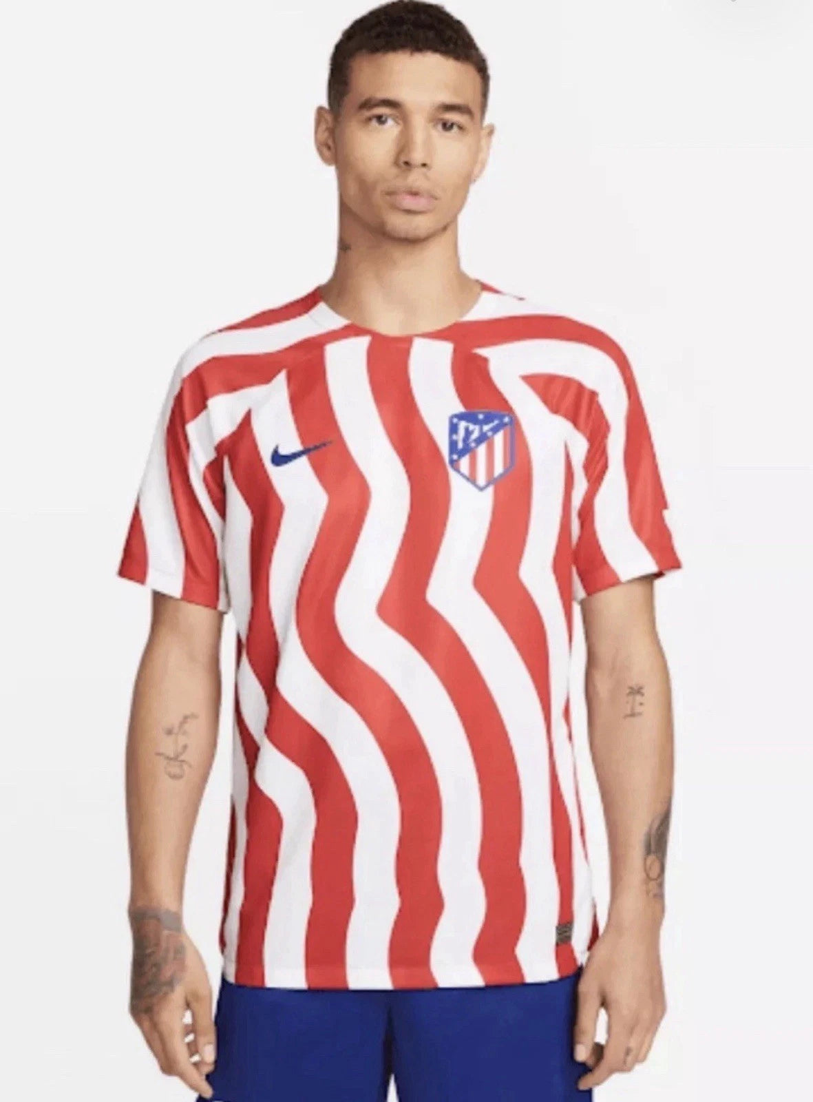 Nike Men’s Atletico Madrid Red and White Soccer Jersey Size XL