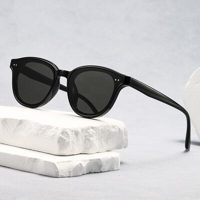 Classic UV Protection Sunglasses